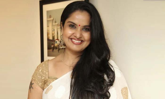 Pragathi-Telugu-actress-Tollywood-character-artist-Sensational-comments-Casting-couch